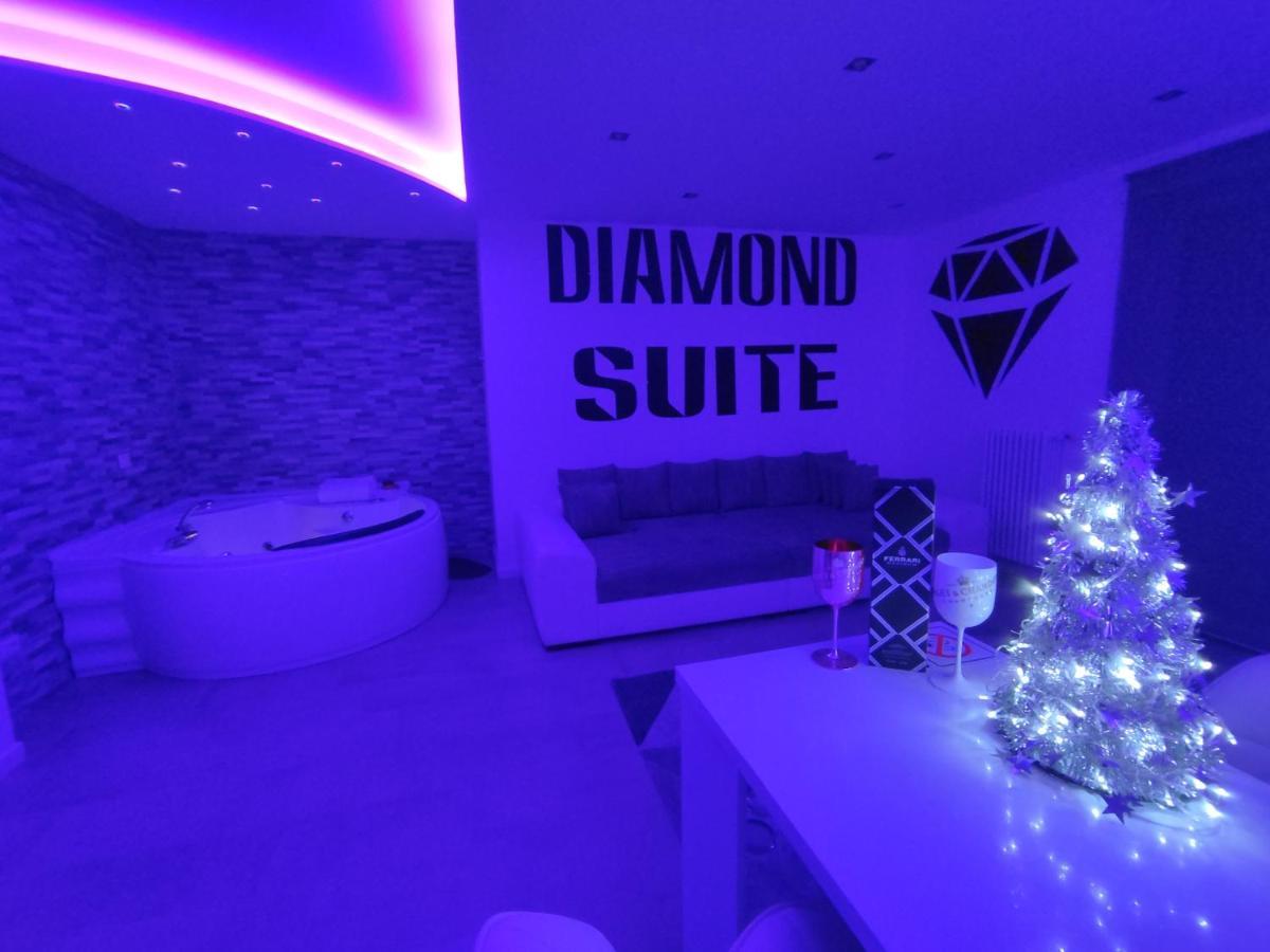 Diamond Suite เวโรนา ภายนอก รูปภาพ