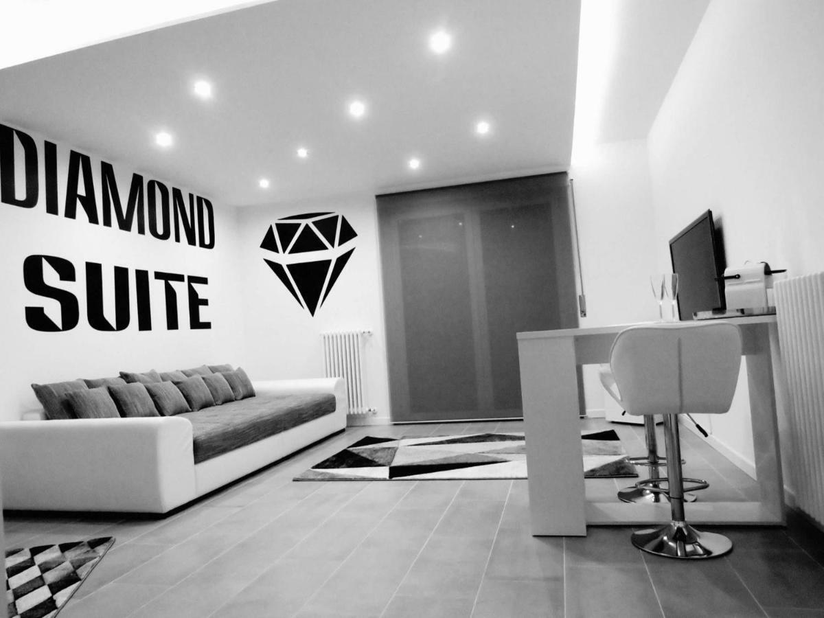 Diamond Suite เวโรนา ภายนอก รูปภาพ