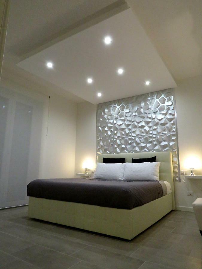 Diamond Suite เวโรนา ภายนอก รูปภาพ