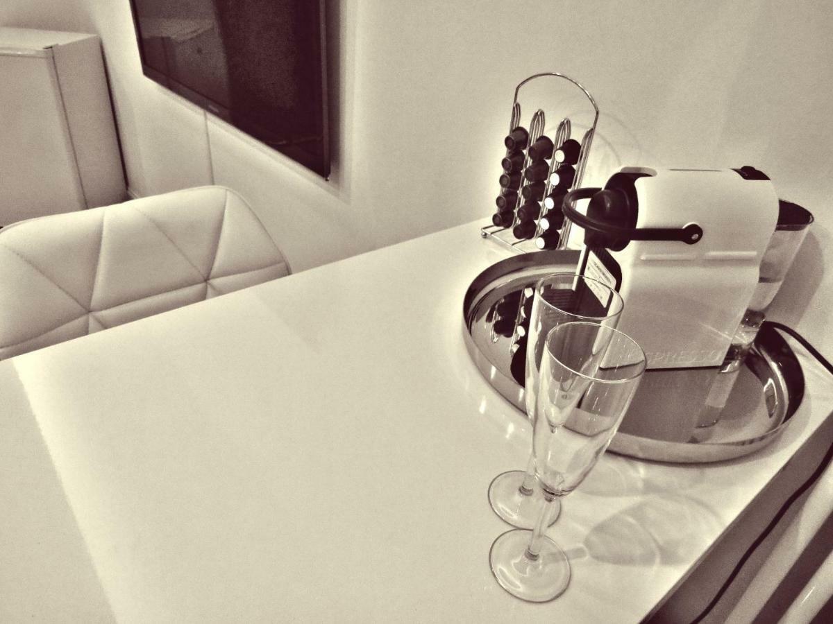 Diamond Suite เวโรนา ภายนอก รูปภาพ