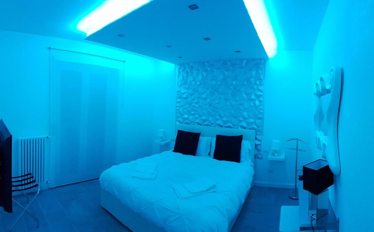 Diamond Suite เวโรนา ภายนอก รูปภาพ
