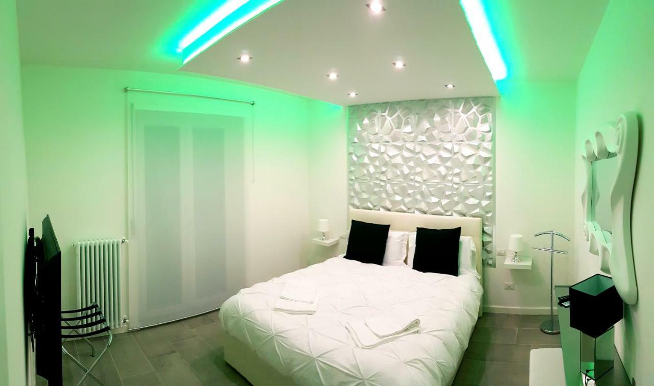 Diamond Suite เวโรนา ภายนอก รูปภาพ